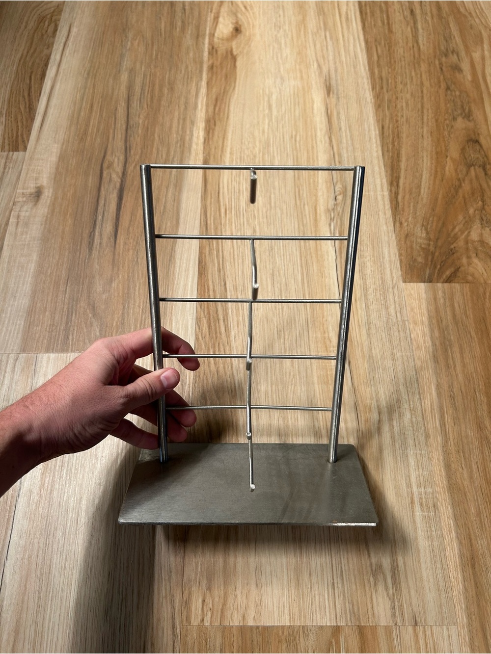 Metal Sunglasses Display Stand - Silver